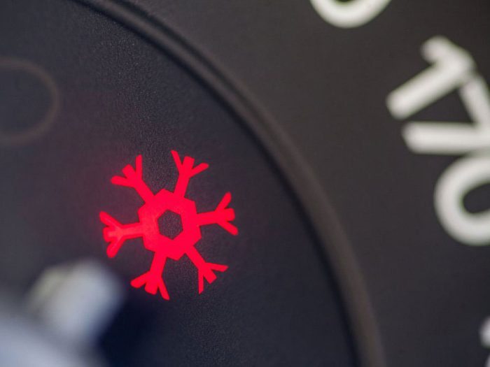 Conduire à froid peut réduire la durée de vie d’une voiture.