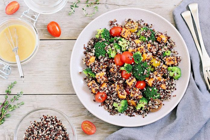 le quinoa est un germe de la famille des chénopodiacées et non une graine.