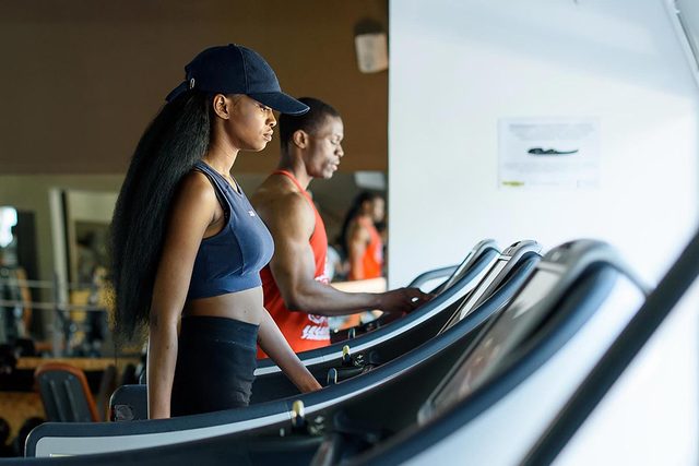 Pour perdre du poids, changez votre routine d'exercices.