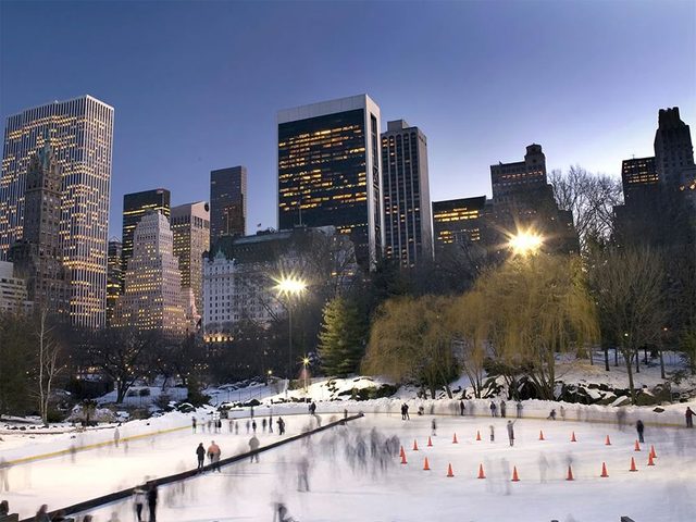 La patinoire de Central Park  New York.
