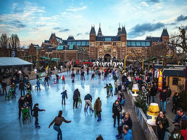 La patinoire d'Amsterdam en Hollande.