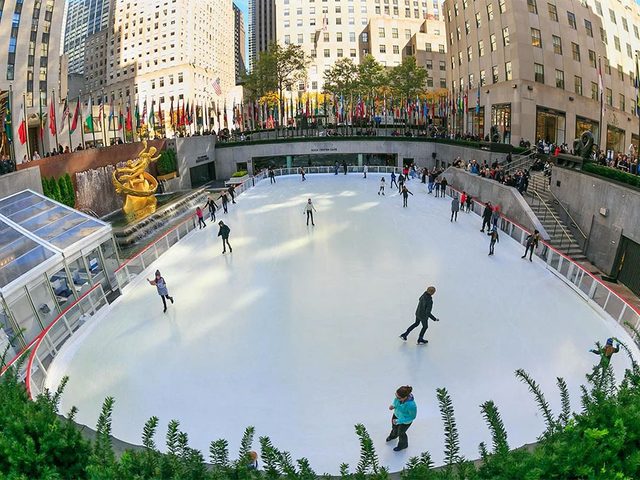 La patinoire du Rockefeller Center  New York aux tats-Unis.