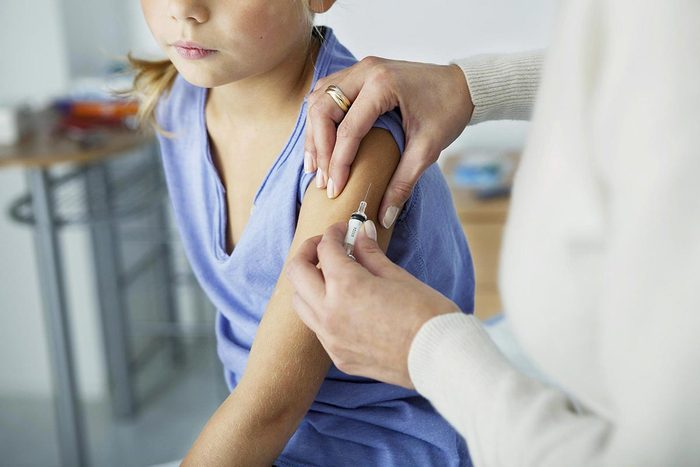 Cancer col utérus : trop peu d’enfants sont vaccinés contre le VPH.