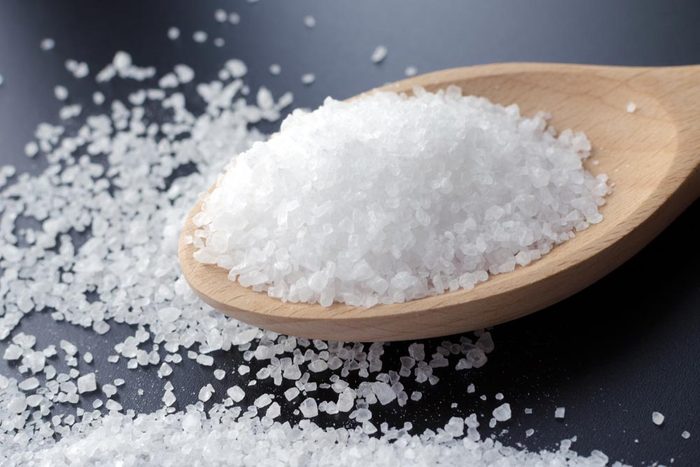 Habitudes alimentaires : réduisez votre consommation de sel.