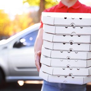 Livraison pizza à domicile : la pizza ne sera peut-être pas parfaite.