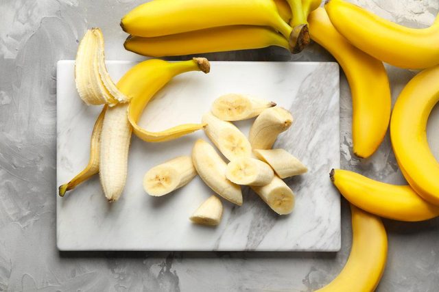 Pour rduire la tension artrielle, mangez des bananes.
