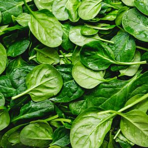 Pour mieux prévenir le cancer du côlon, mangez des légumes-feuilles.