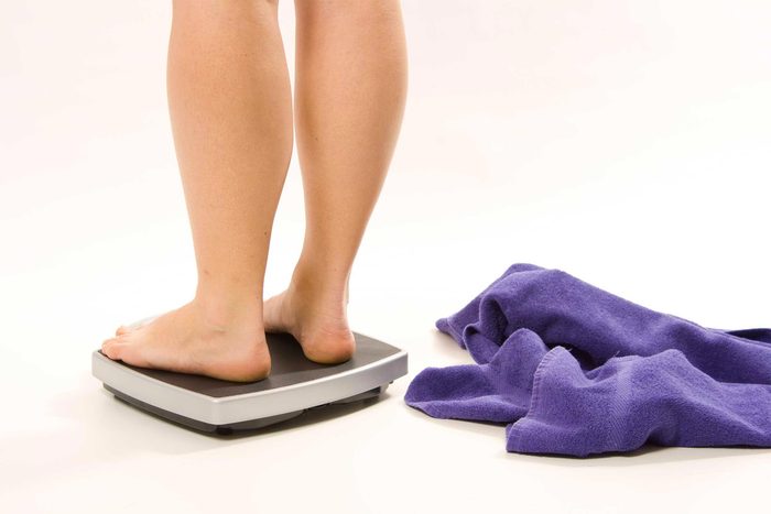Signe d'un déséquilibre hormonal : votre poids change.