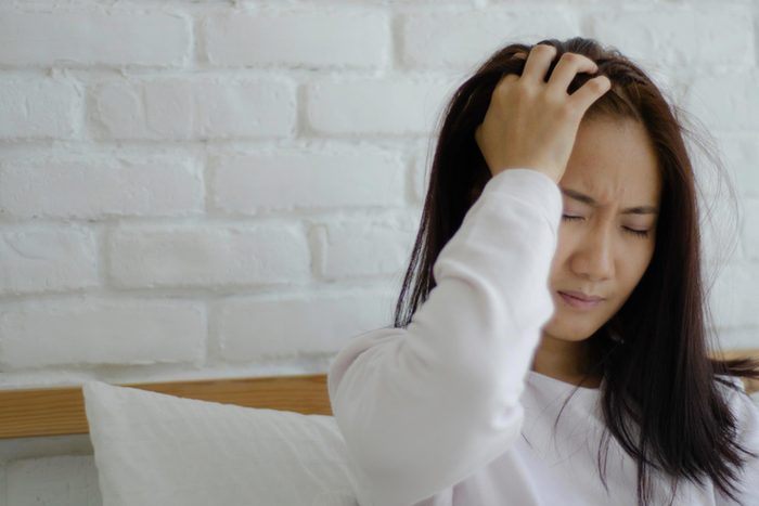 Symptôme d'anémie : vous avez de trop fréquents maux de tête.