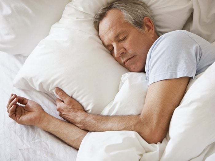 Il est important de bien dormir pour ralentir le vieillissement.