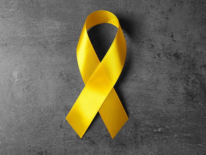 Le ruban jaune, symbole du cancer des os
