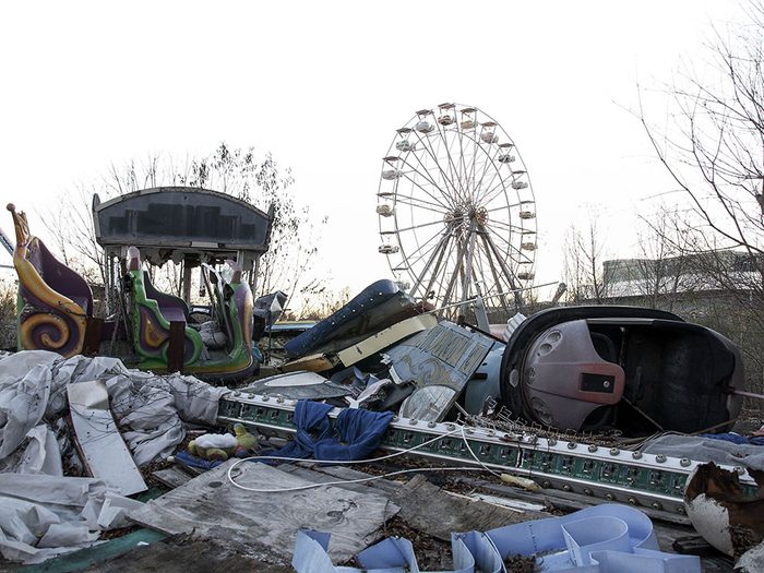 Six Flags, le parc d'attractions abandonné de la Nouvelle-Orléans en Louisiane. Un lieu abandonnés parmi d'autres dans le monde.