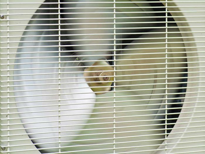 Le débit ou le flux d’air, peut-il être contrôlé quand on achète un climatiseur.