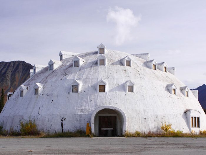 Igloo City, Alaska: une ville américaine avec un hôtel de glace abandonné.