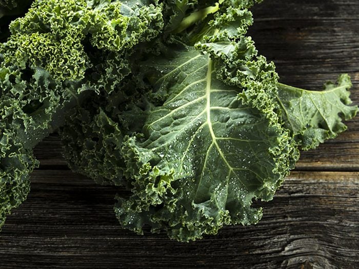 Les légumes-feuilles sont une autre excellente source de calcium.