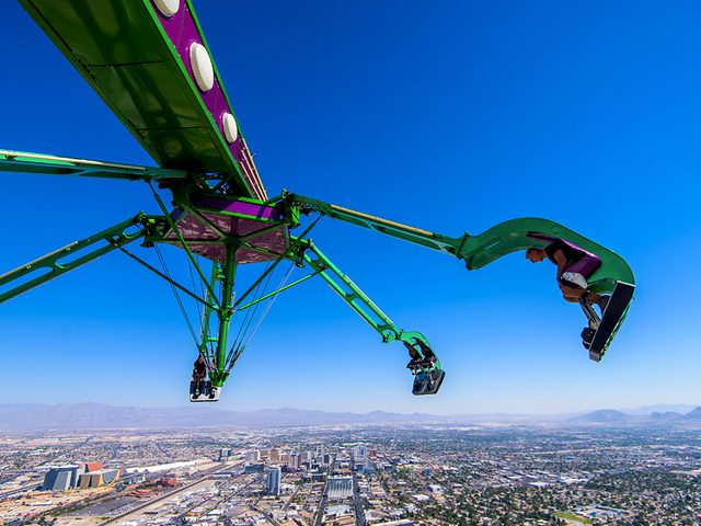 La Tour Stratosphre  Las Vegas dans le Nevada est l'un des 12 points de vue vertigineux dans le monde. 