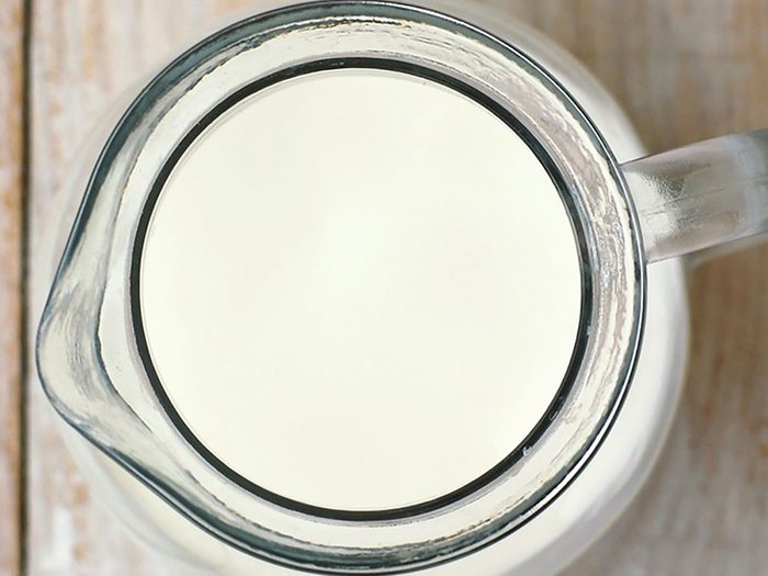 Consommez du lait enrichi pourcombler les carences en vitamine D.