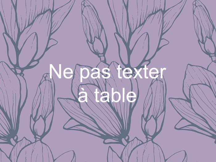 Ne pas texter à table est une question de politesse.