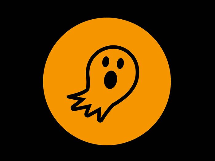 Halloween superstitions: La superstition des fantômes et des draps fantomatiques.