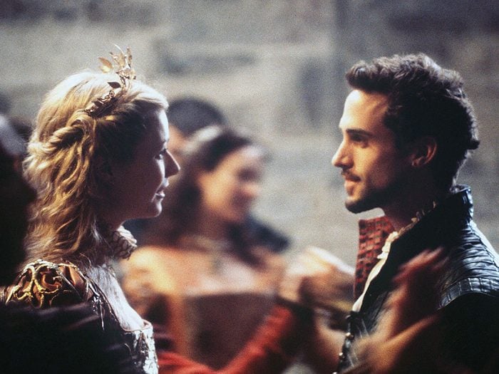 Shakespeare et Juliette est l'un des films au palmarès des pires erreurs historiques.