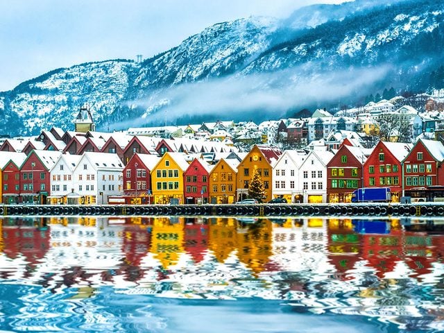 Bergen en Norvge est l'une des 13 villes dans le monde qui sont magnifiques sous la neige.