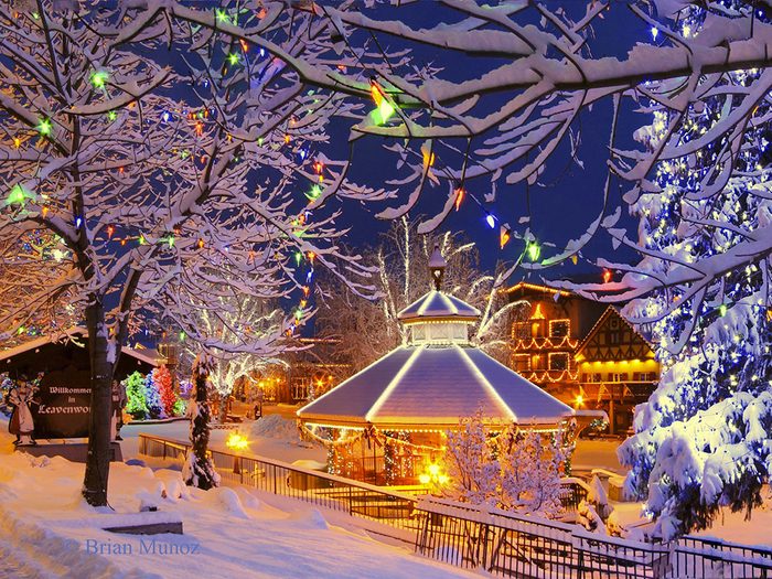 Leavenworth dans l’État de Washington, est l'un des villages au Noël d’antan à visiter. 