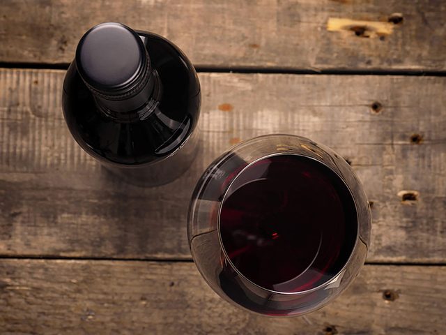Le vin rouge rduit-il le risque de crises cardiaques?