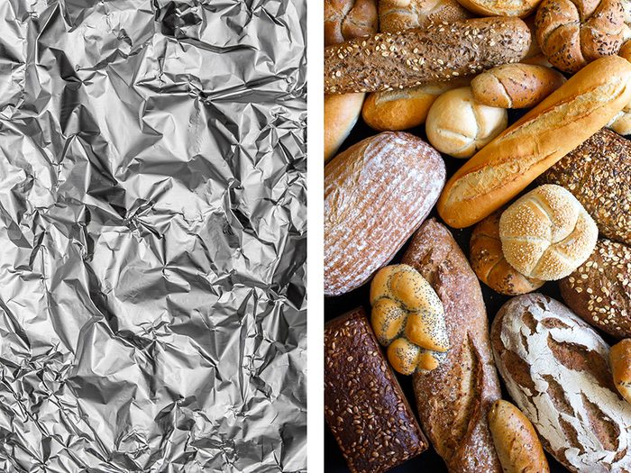 Garder pains et croissants au chaud avec de l'aluminium ménager.