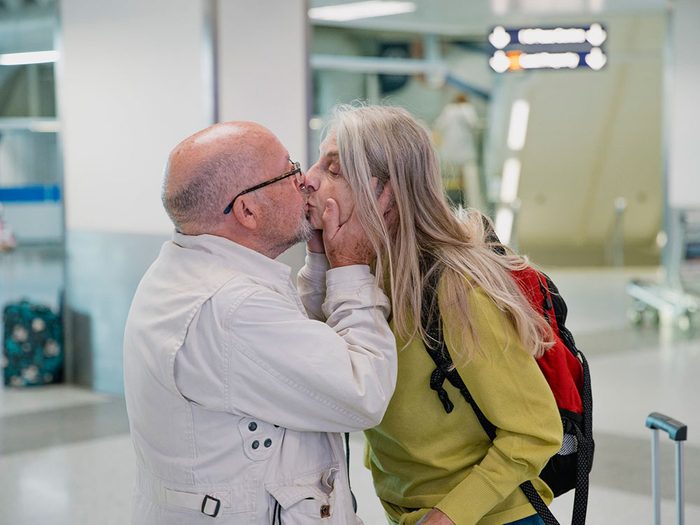 Vous ne verrez plus d'adieux romantiques dans les aéroports.