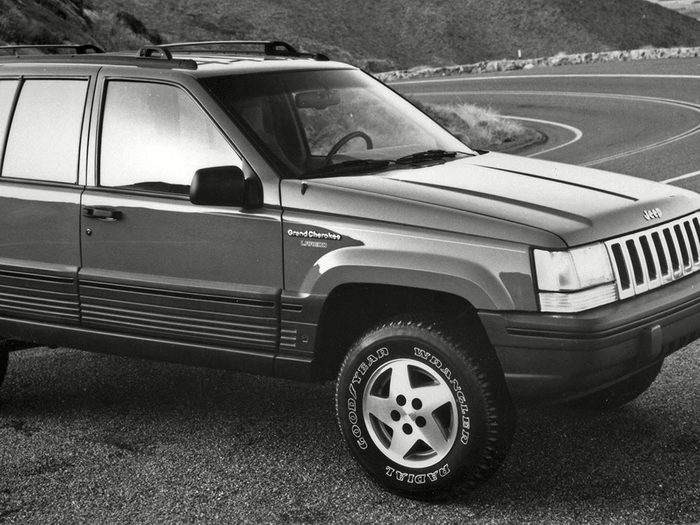 La voiture Jeep Grand Cherokee de 1993.