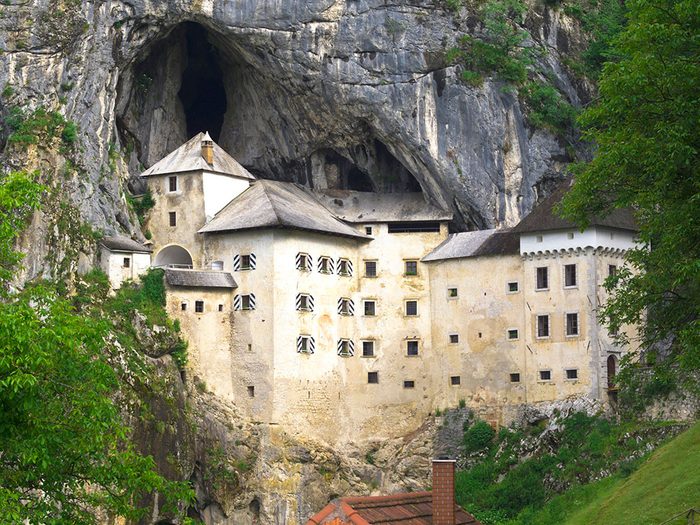 la grotte de Postojna.