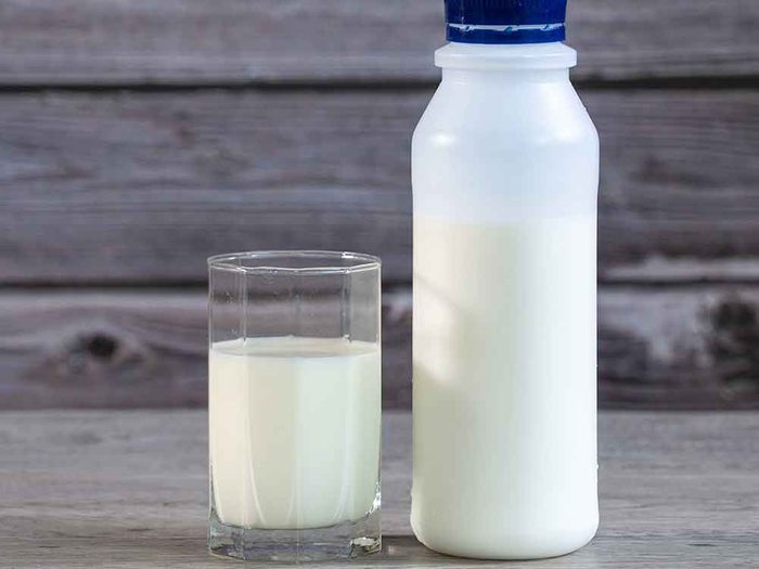 Comment conserver des aliments périssables tels que le lait?