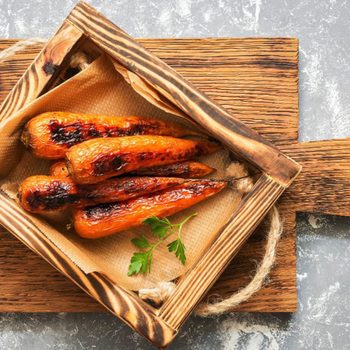 Les carottes glacées au jus de grenade font partie des recettes à essayer pour l’Action de grâce.