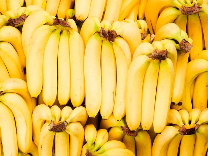 6 façons de prolonger la durée de vie des bananes.