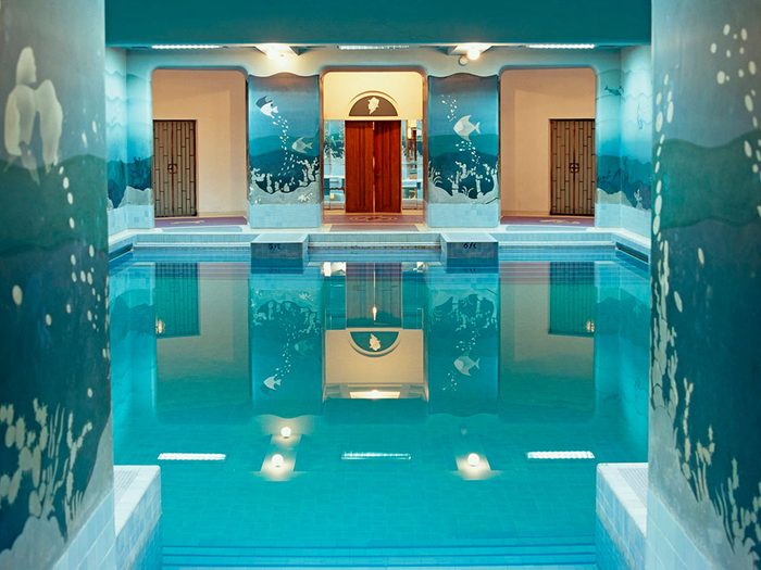La piscine du zodiaque du Palais Umaid Bhawan, est une piscine de rêve.