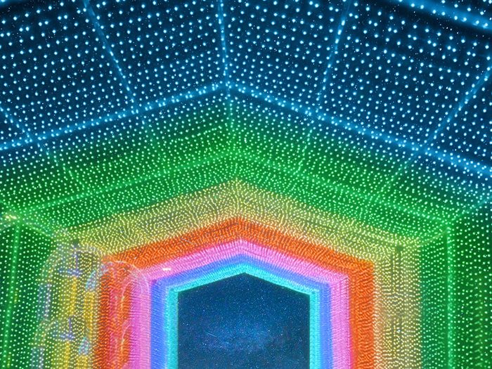 Le tunnel de couleurs d'Illumi.