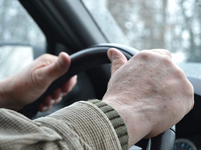 Conduite hivernale: Paniquer dans l’urgence est l'une des erreurs de conduite hivernale qui pourraient vous mettre en danger.