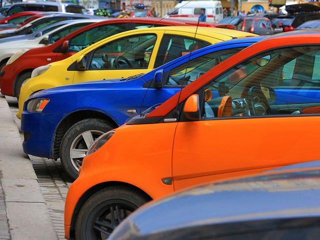 Comment la couleur de sa voiture peut affecter les risques daccident?