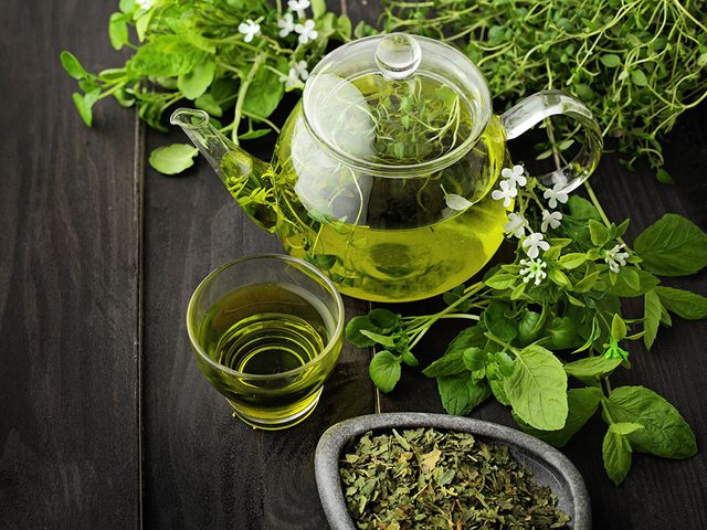 Le th vert fait partie des meilleurs aliments pour le cerveau.