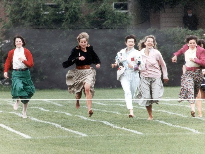 Photos de la princesse Diana en pleine action.