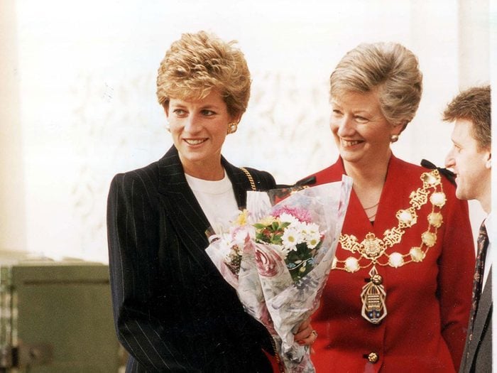 Photos de la princesse Diana avec Jenny Bianco, maire de Westminster.