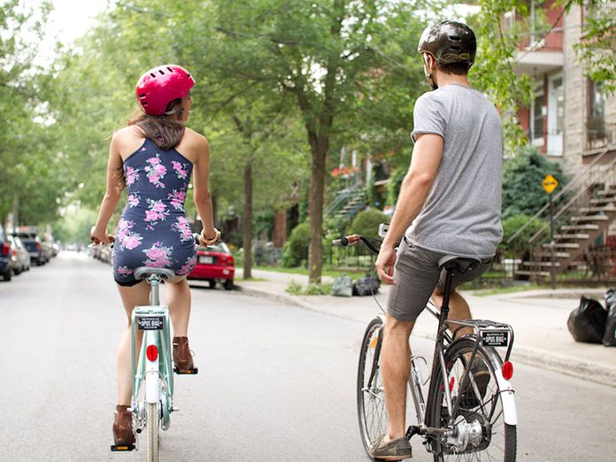 Le Circuit patrimonial à vélo est l'une des pistes cyclables à essayer à Montréal.
