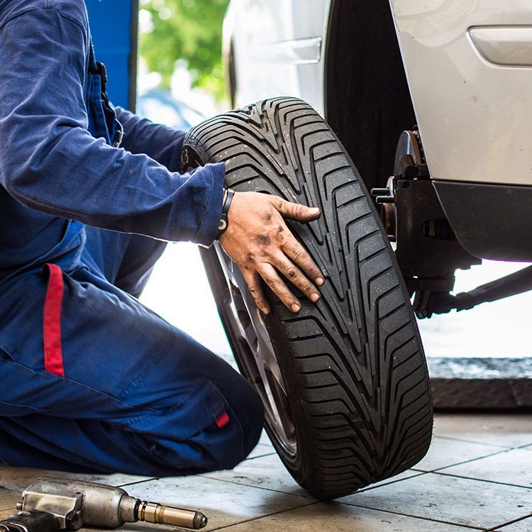 5 choses à savoir sur le changement de pneus