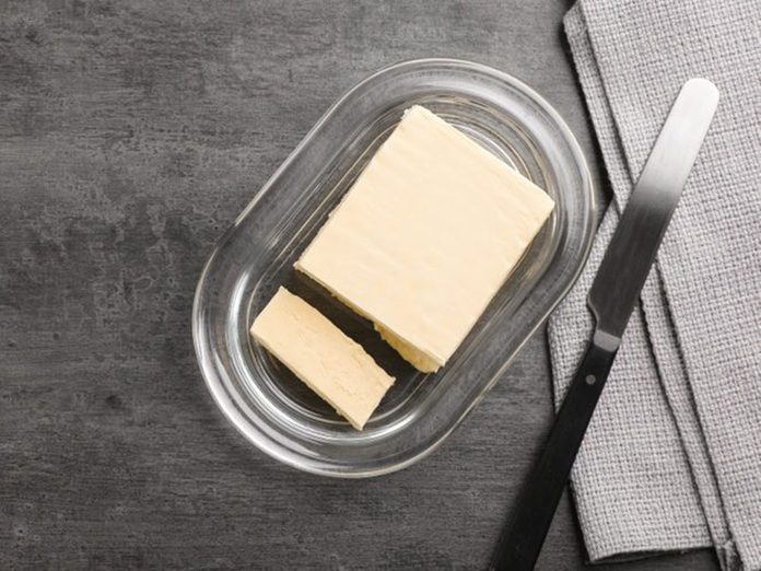 Le beurre non salé fait partie des aliments qu’il vaut mieux ne jamais laisser dans son garde-manger.