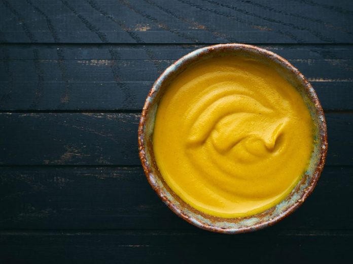 La moutarde de Dijon fait partie des aliments qu’il vaut mieux ne jamais laisser dans son garde-manger.