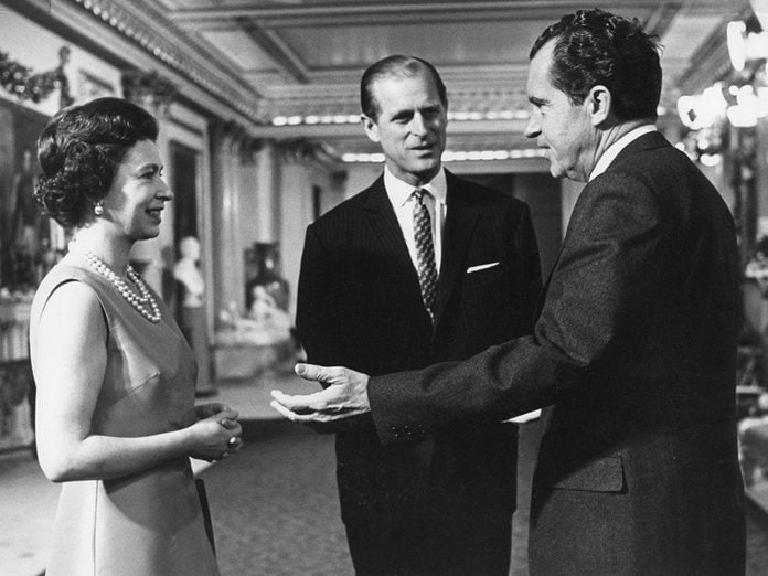 Le prince Philip lors de l'accueil au président Richard Nixon.