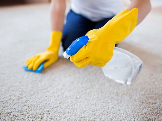 Laisser le nettoyage de tapis aux professionnels pour viter les allergnes.