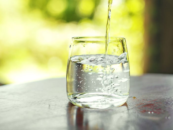 Hydratation: l’équilibre de l’eau dans le corps.
