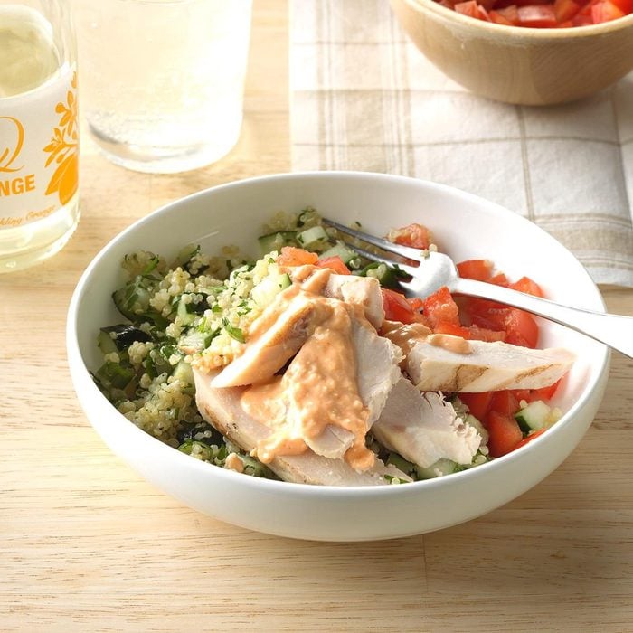 Salade de poulet et quinoa.