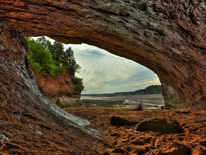 Les grottes marines de St. Martins font partie des trésors cachés à découvrir au Canada.